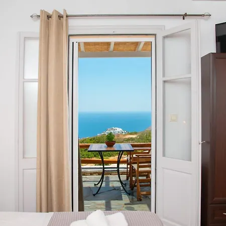 Poulati Apartamento